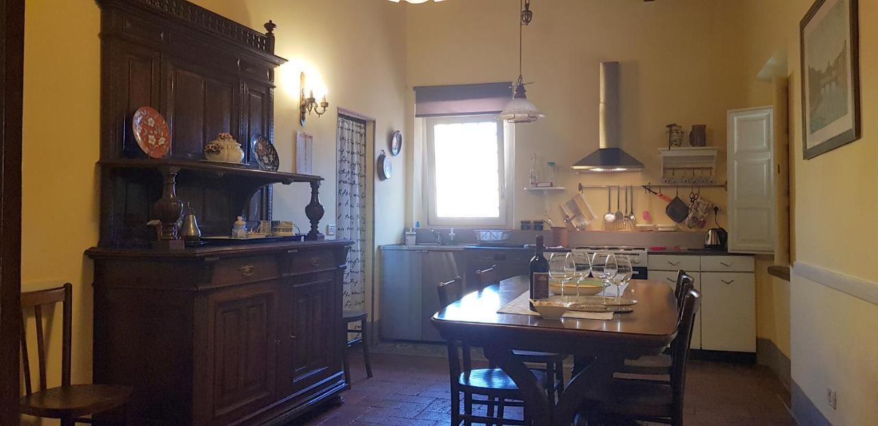 Appartamento Valle Verde Buti Eksteriør billede