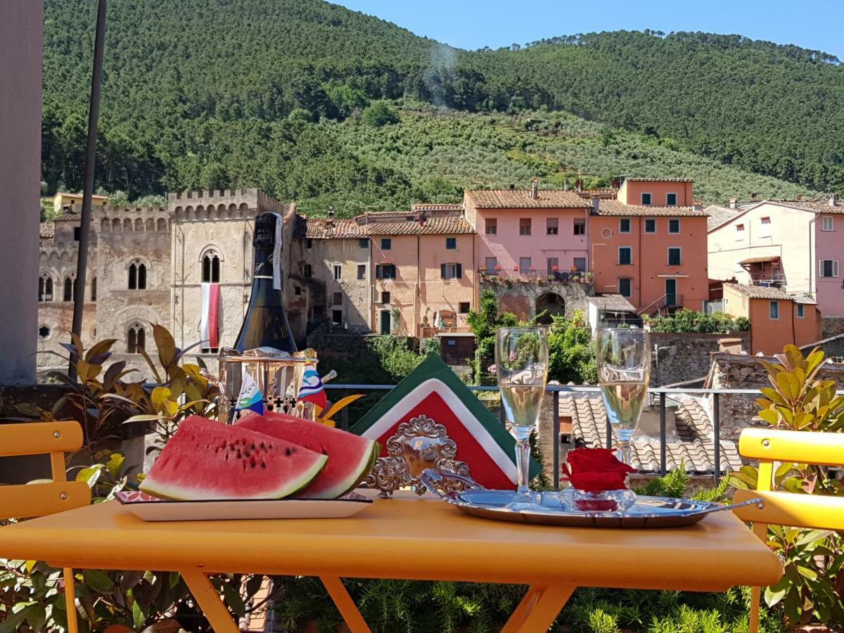 Appartamento Valle Verde Buti Eksteriør billede