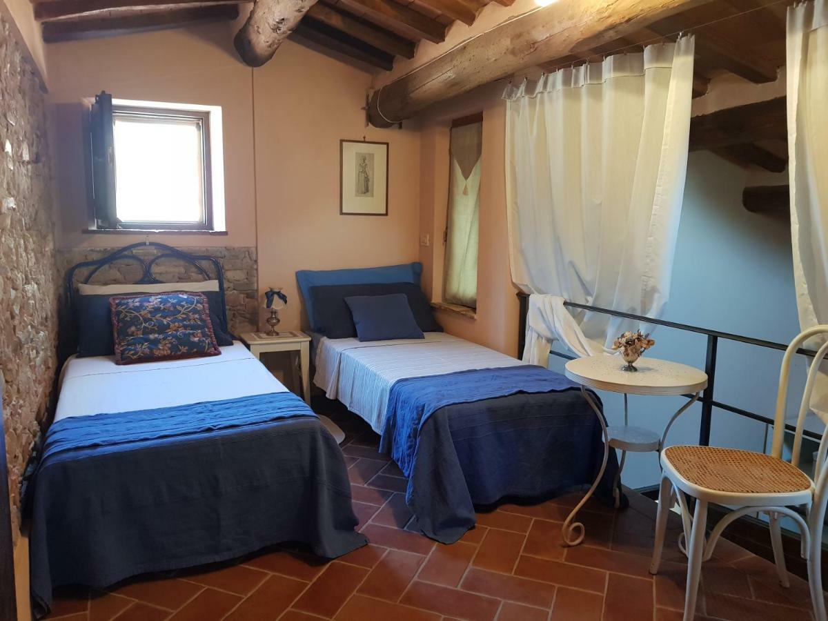 Appartamento Valle Verde Buti Eksteriør billede